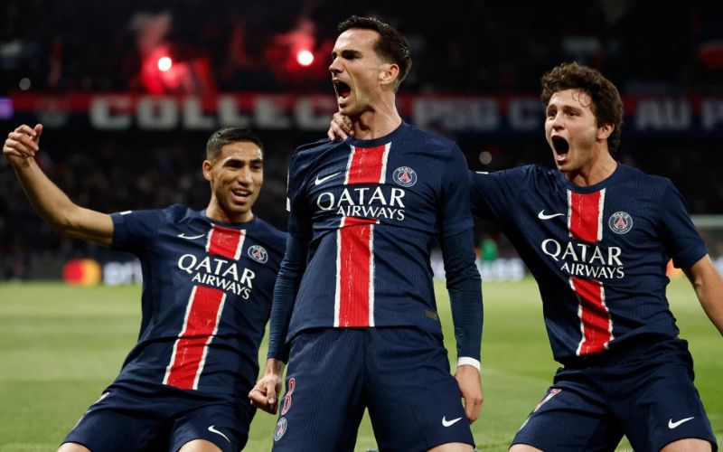 Paris Saint Germain - Gã nhà giàu không ngừng biến hóa Paris Saint Germain - Gã nhà giàu không ngừng biến hóa