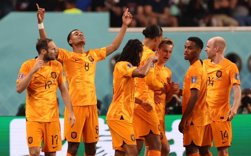 Phân tích yếu tố sân nhà/ sân khách ảnh hưởng soi kèo Hà Lan