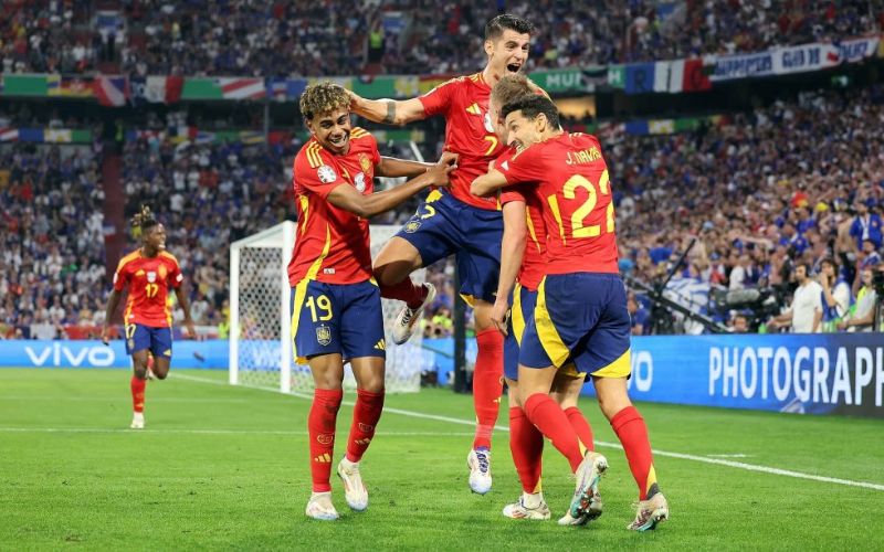 Soi kèo trận Tây Ban Nha đưa ra lựa chọn cho chiến lược 